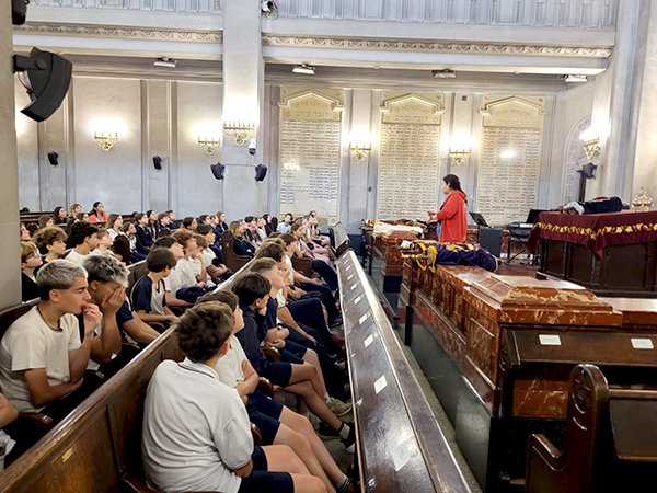 Visita al Templo Libertad