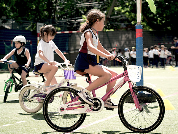 Segundo grado en movimiento