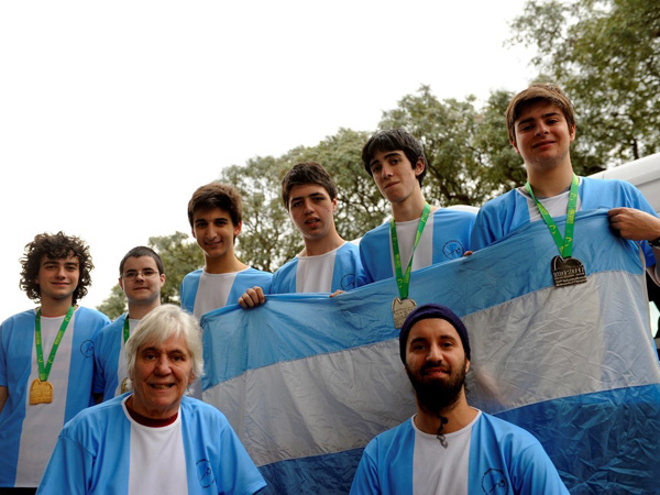 Excelentes resultados del equipo argentino en la 58ª Olimpíada Internacional de Matemática